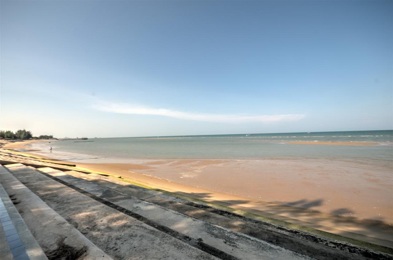 Palm Beach Resort Pran Buri Εξωτερικό φωτογραφία